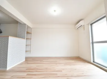 サニーハイツ中妻 702