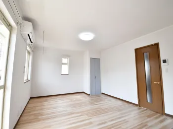 春日第2グリーンハイツ B201